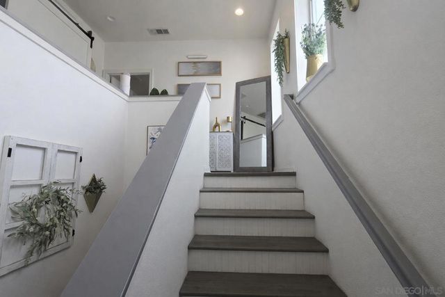 3162 E Painted Crescent, Ontario, CA 91762