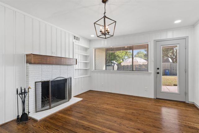 6404 E Lovers Lane, Dallas, TX 75214