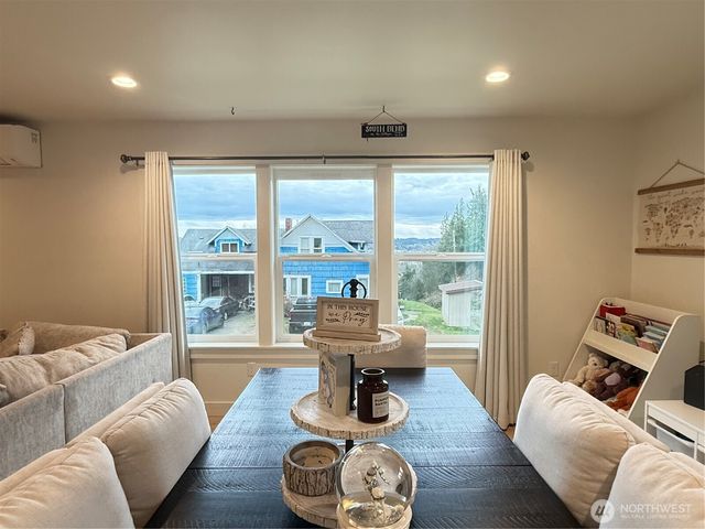 403 A Street, South Bend, WA 98586