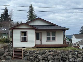 403 A Street, South Bend, WA 98586