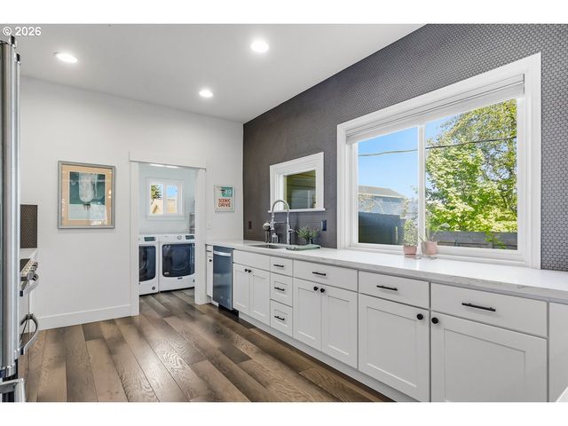 6207 Ne 12TH Ave, Portland, OR 97211