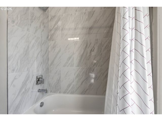 6207 Ne 12TH Ave, Portland, OR 97211