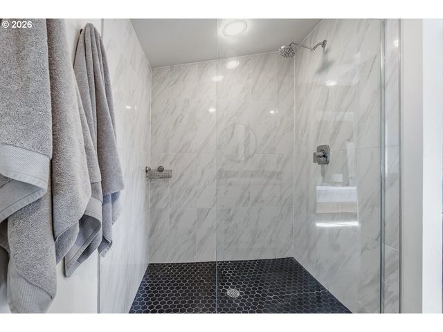 6207 Ne 12TH Ave, Portland, OR 97211