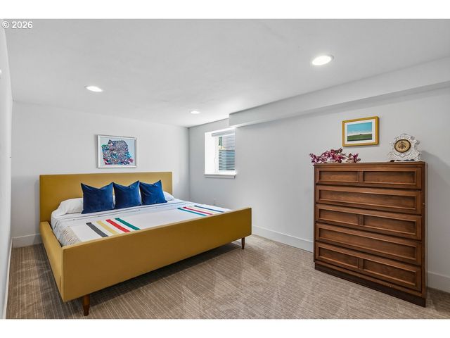 6207 Ne 12TH Ave, Portland, OR 97211