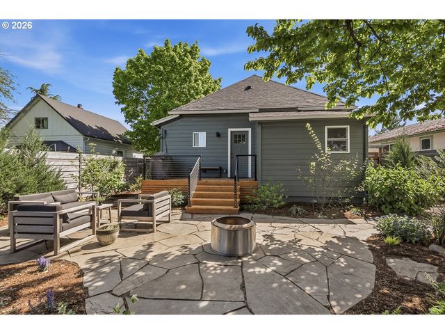 6207 Ne 12TH Ave, Portland, OR 97211