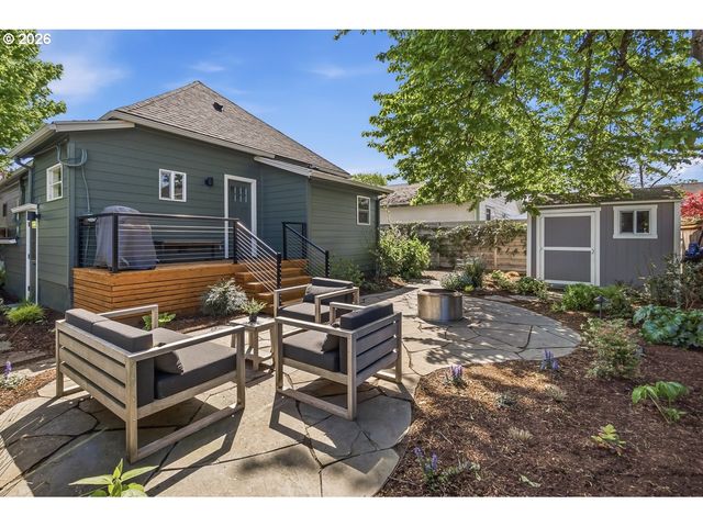 6207 Ne 12TH Ave, Portland, OR 97211