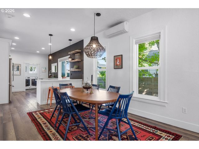 6207 Ne 12TH Ave, Portland, OR 97211