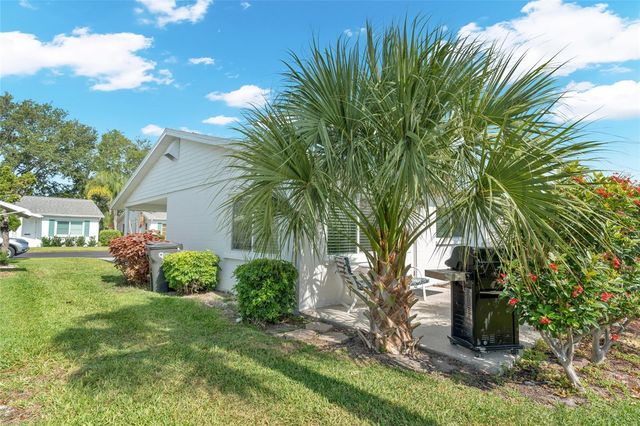 5996 HIBISCUS DRIVE 6, Bradenton, FL 34207