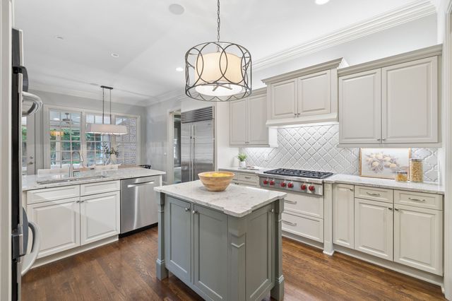 2025 Waterstone Dr, Franklin, TN 37069