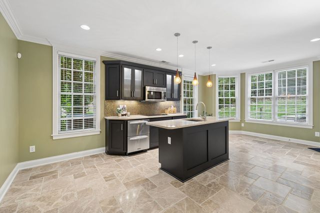 2025 Waterstone Dr, Franklin, TN 37069