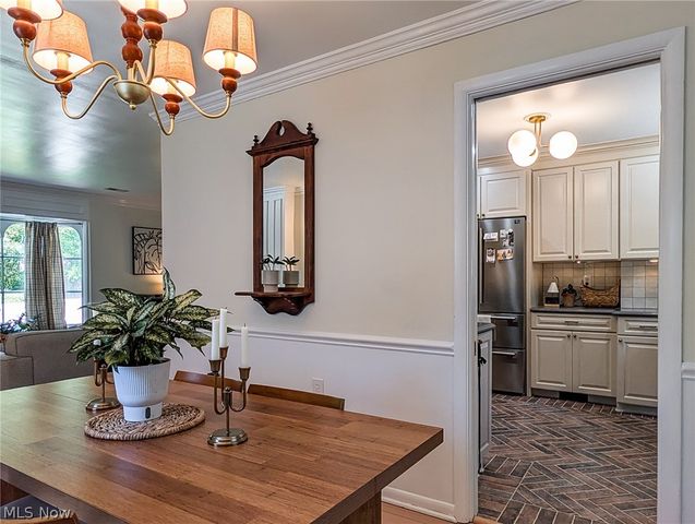 257 Sand Run Road, Akron, OH 44313