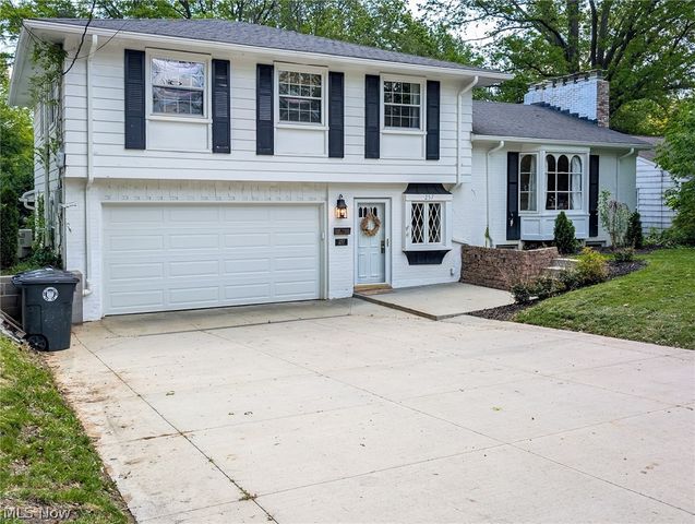 257 Sand Run Road, Akron, OH 44313