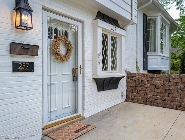 257 Sand Run Road, Akron, OH 44313