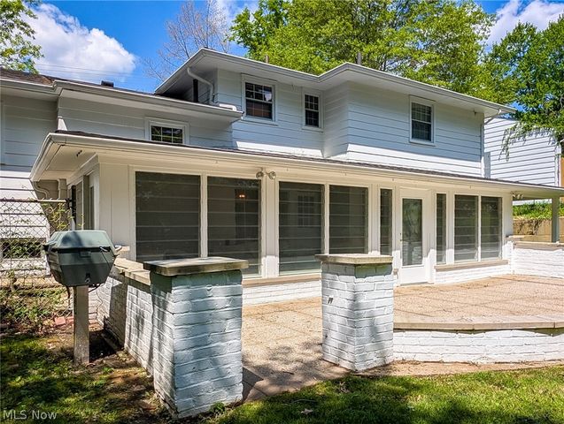 257 Sand Run Road, Akron, OH 44313