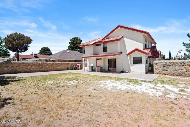 1478 GENE TORRES Drive, El Paso, TX 79936