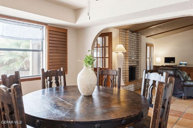 4953 VISTA GRANDE Circle, El Paso, TX 79922