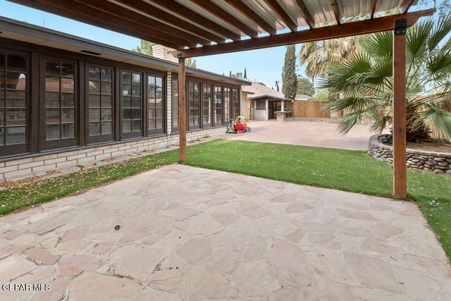 4953 VISTA GRANDE Circle, El Paso, TX 79922