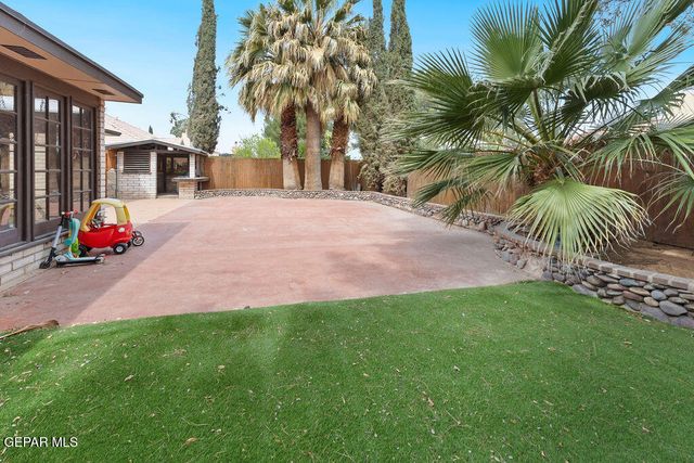 4953 VISTA GRANDE Circle, El Paso, TX 79922