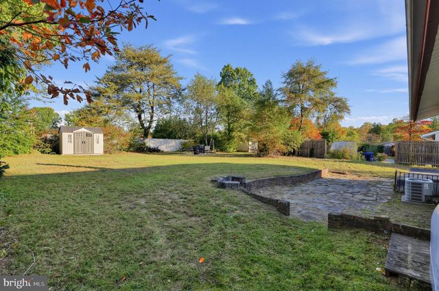 410 MAGNOLIA RD, Mount Laurel, NJ 08054
