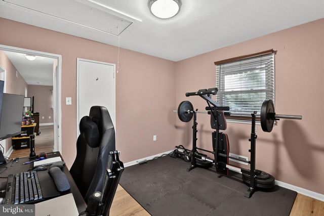 410 MAGNOLIA RD, Mount Laurel, NJ 08054