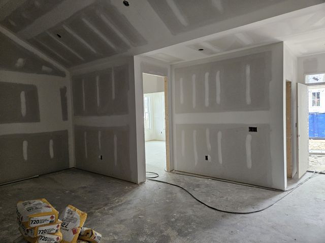 423 W Stonehaus Xing, Antioch, TN 37013