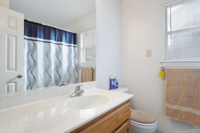 7026 Misty Ridge Dr, Converse, TX 78109