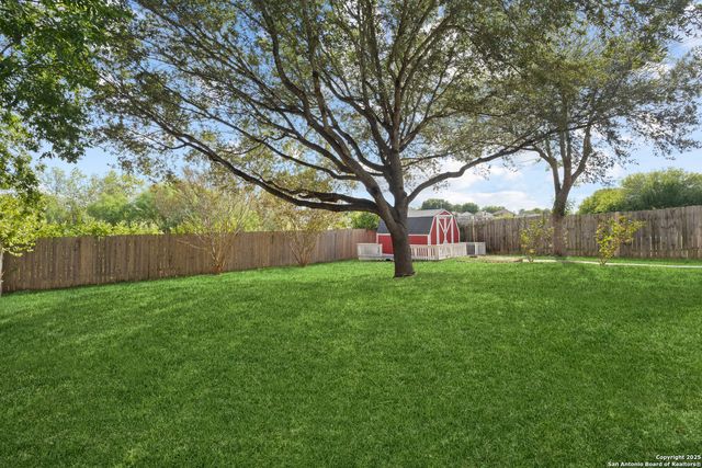 7026 Misty Ridge Dr, Converse, TX 78109