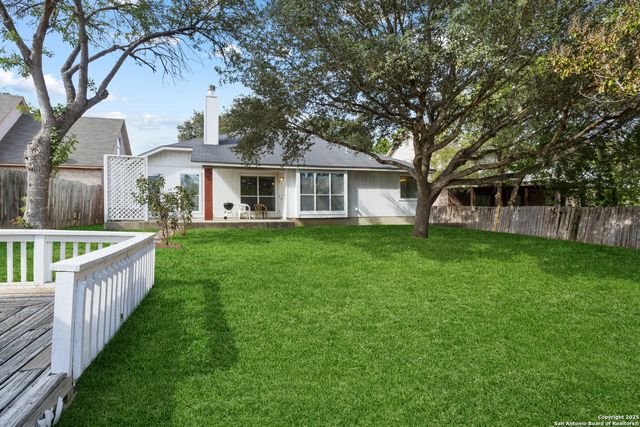 7026 Misty Ridge Dr, Converse, TX 78109