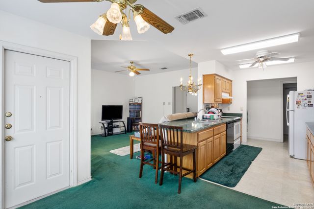 7026 Misty Ridge Dr, Converse, TX 78109