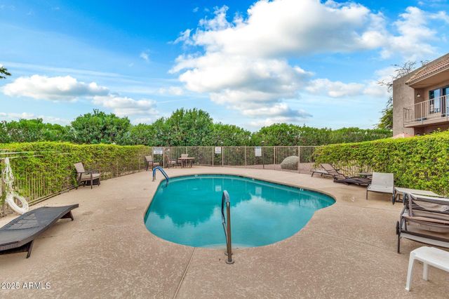 16616 E PALISADES Boulevard 102, Fountain Hills, AZ 85268