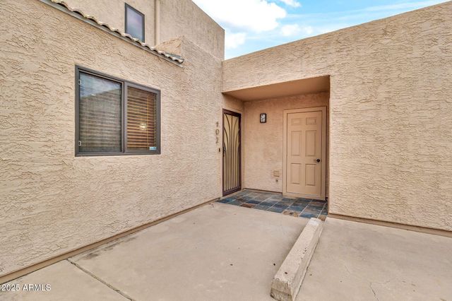 16616 E PALISADES Boulevard 102, Fountain Hills, AZ 85268