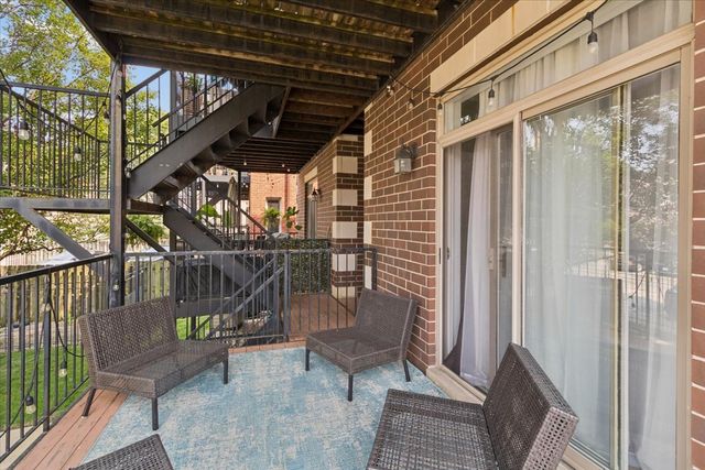 7246 N OAKLEY Avenue 1S, Chicago, IL 60645
