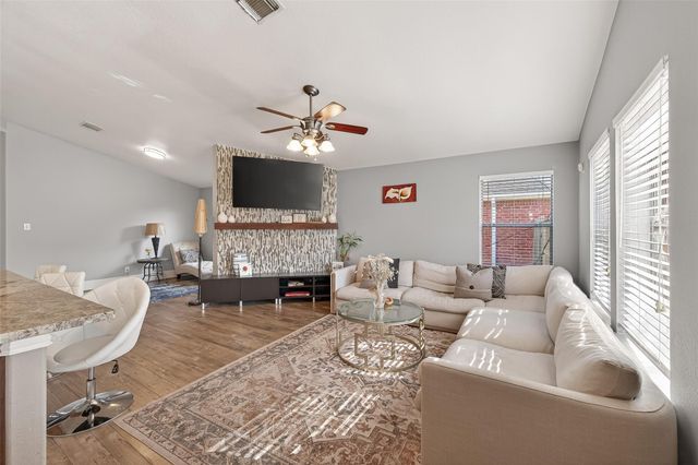 1214 Wesley Drive, Stafford, TX 77477