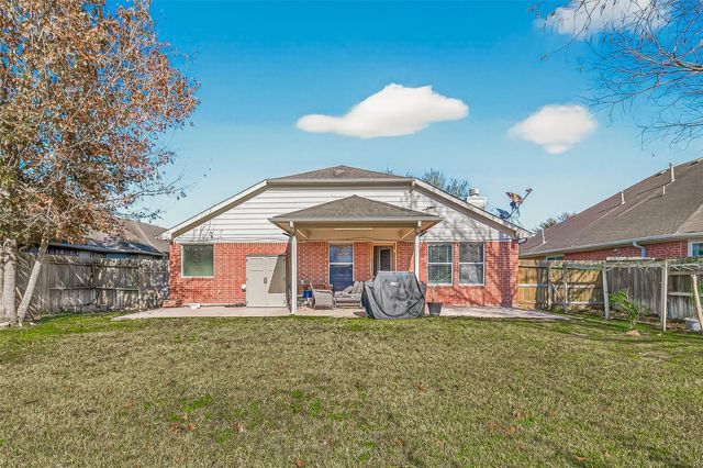 1214 Wesley Drive, Stafford, TX 77477