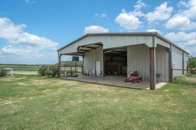 800 VZ County Road 2135, Canton, TX 75103