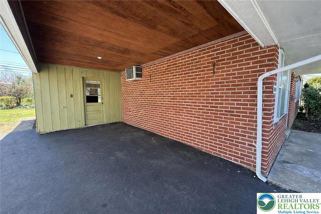 3124 Roxford Road, Allentown City, PA 18103