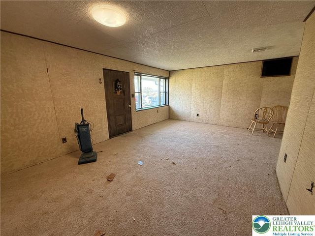 3124 Roxford Road, Allentown City, PA 18103
