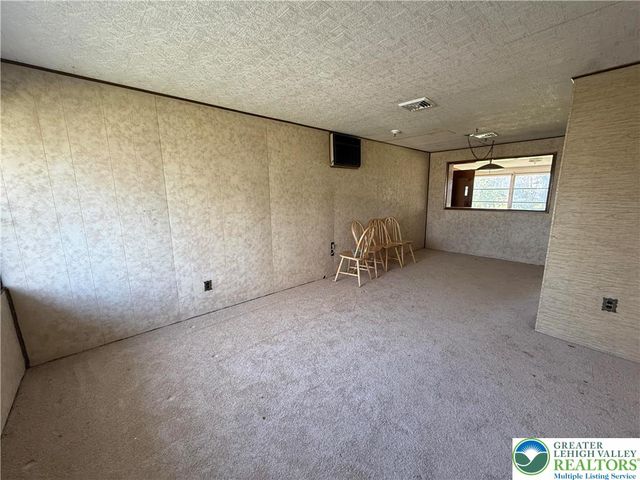 3124 Roxford Road, Allentown City, PA 18103