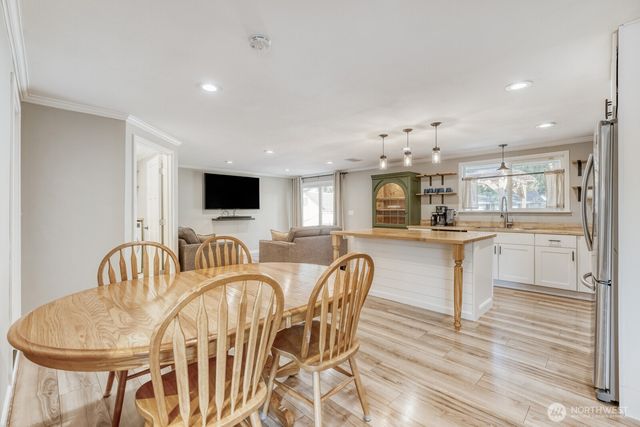 2349 SW 341st Place, Federal Way, WA 98023