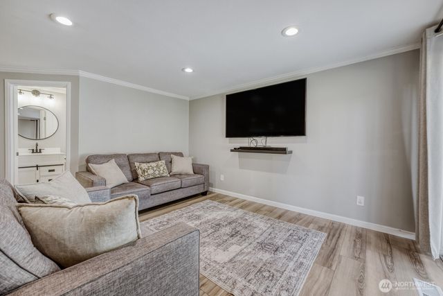 2349 SW 341st Place, Federal Way, WA 98023