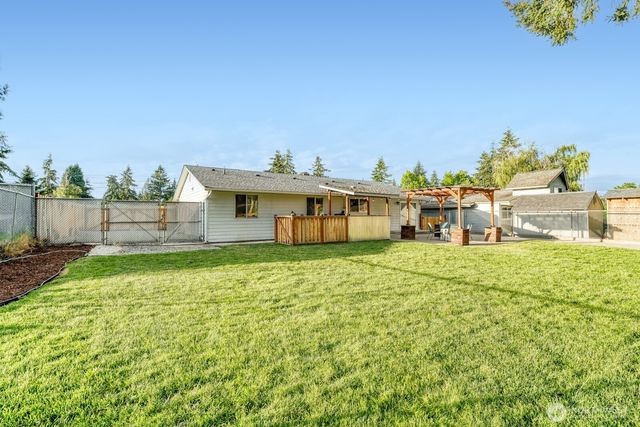 2349 SW 341st Place, Federal Way, WA 98023