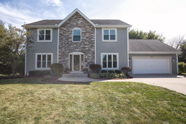 3091 W Yorkshire CIRCLE, Franklin, WI 53132