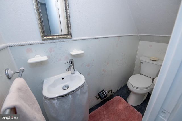 12183 ASTER RD, Philadelphia, PA 19154