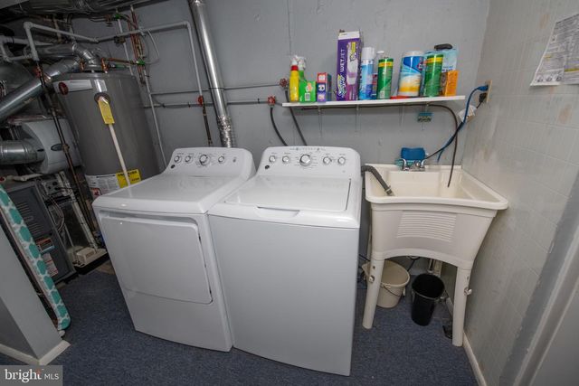 12183 ASTER RD, Philadelphia, PA 19154