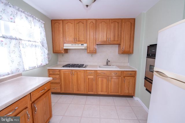 12183 ASTER RD, Philadelphia, PA 19154