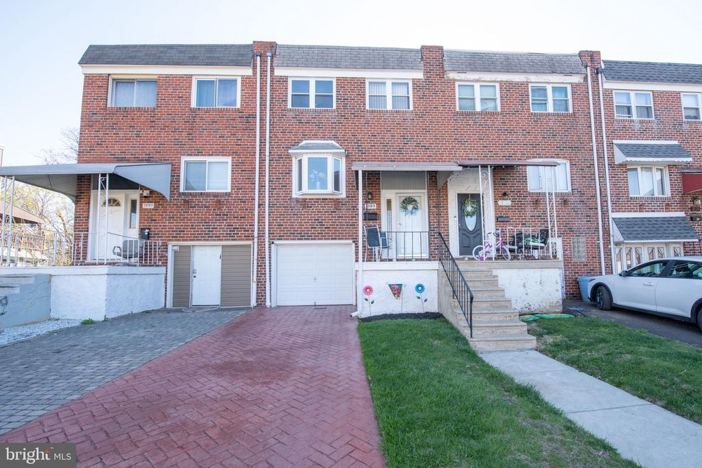 12183 ASTER RD, Philadelphia, PA 19154
