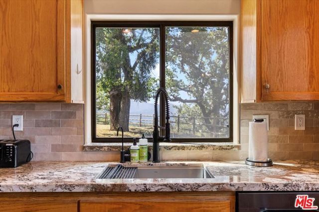 28081 Deertrail Drive, Tehachapi, CA 93561