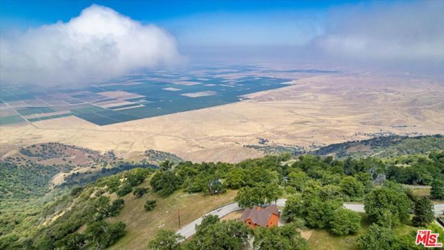 28081 Deertrail Drive, Tehachapi, CA 93561