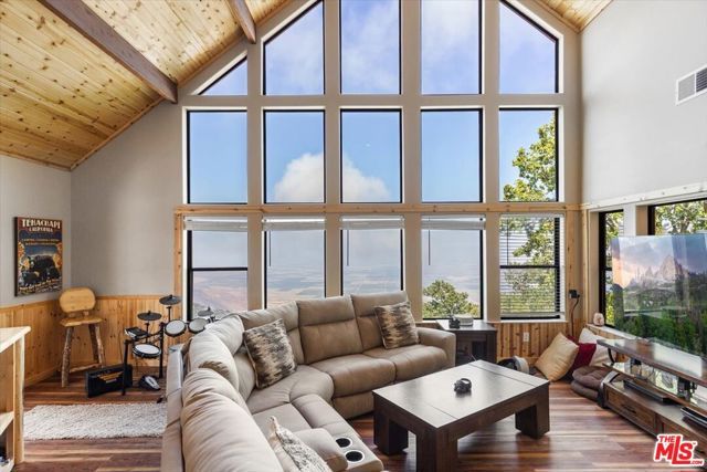 28081 Deertrail Drive, Tehachapi, CA 93561