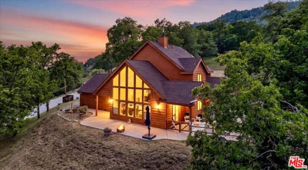28081 Deertrail Drive, Tehachapi, CA 93561